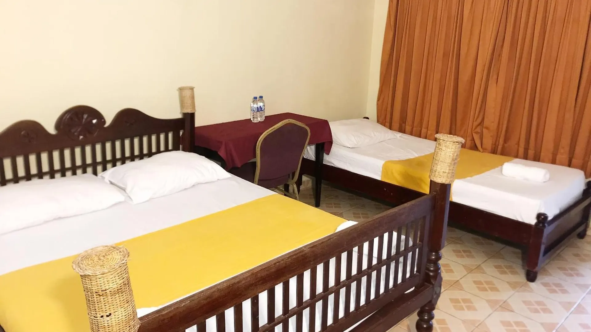 Nature Resort Layathraa Kandy Hotell