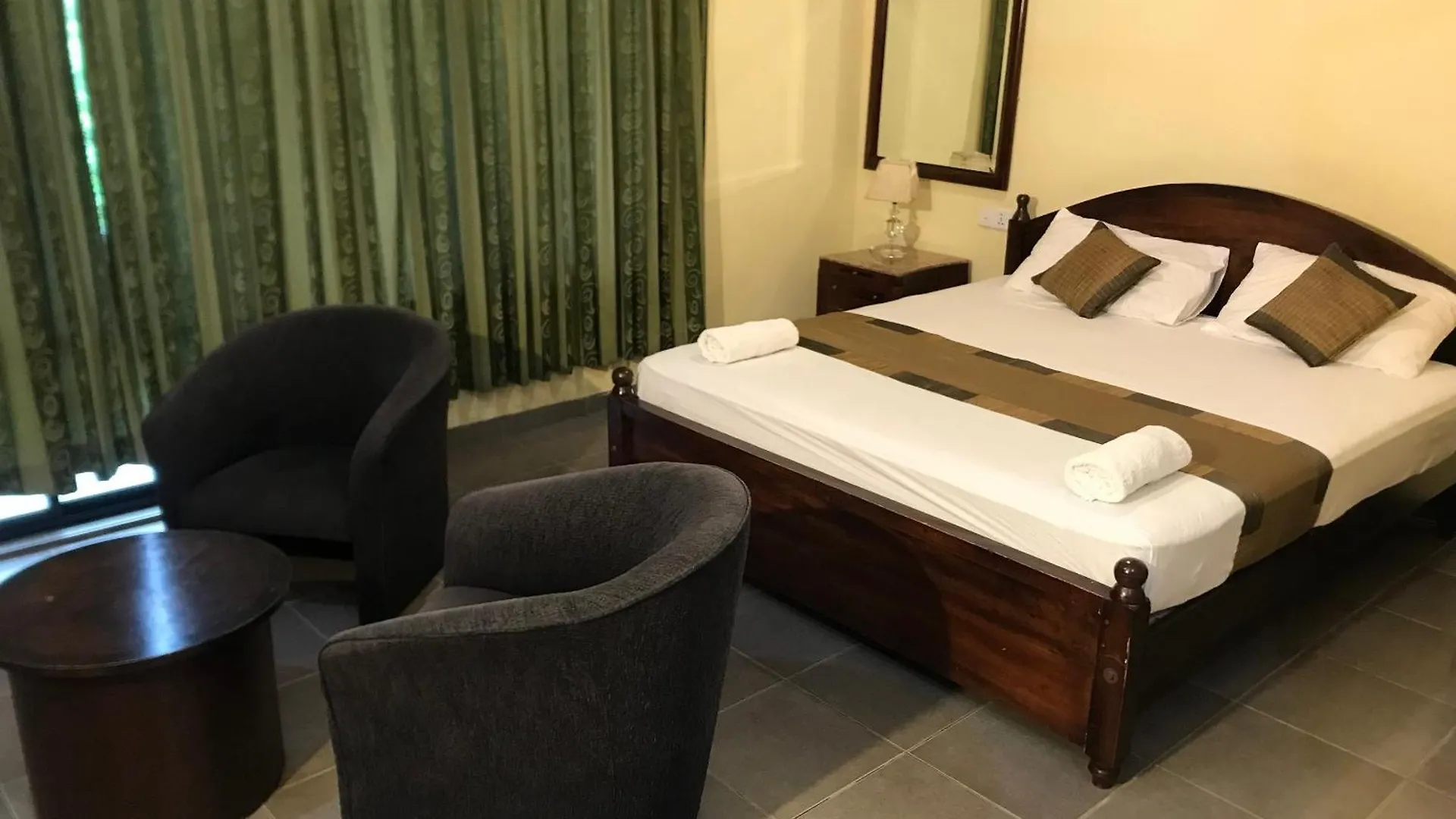 Nature Resort Layathraa Kandy Hotel